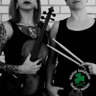 BRUTUS' DAUGHTERS Hueso y madera (2017) CD